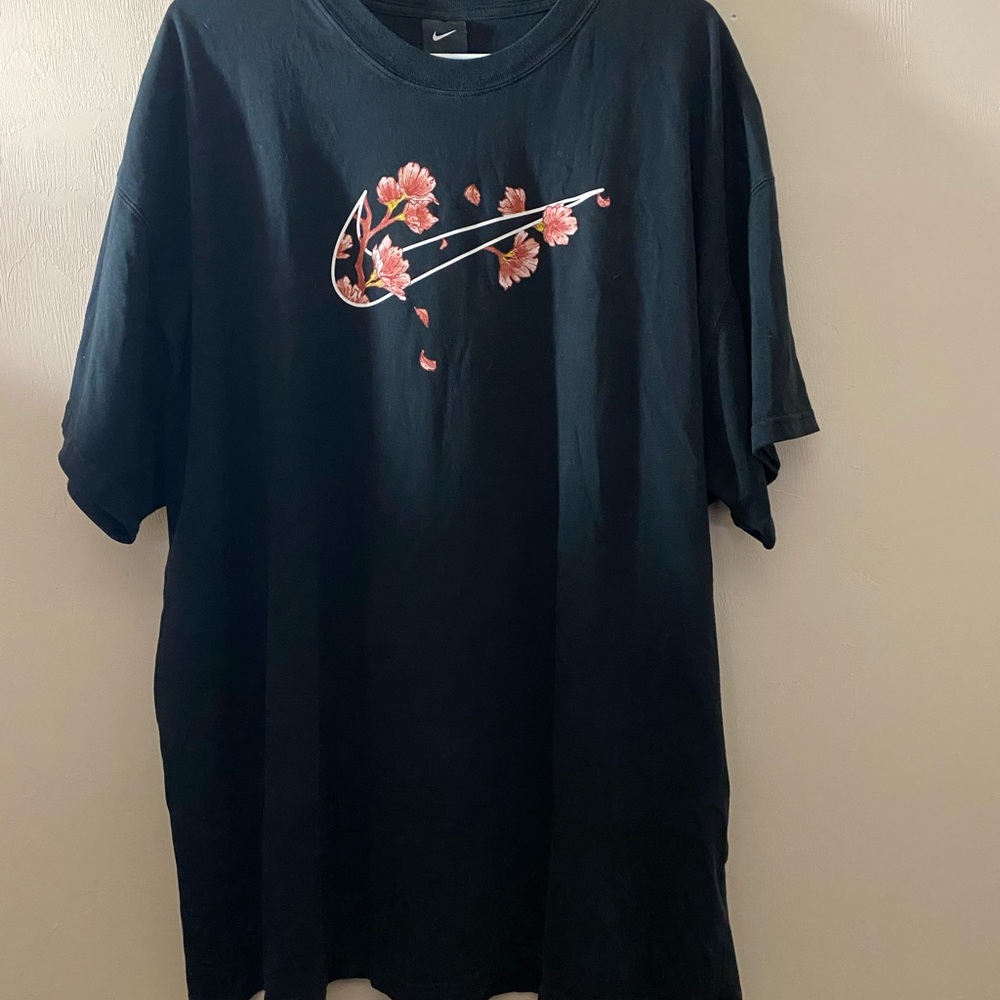 Nike Tee